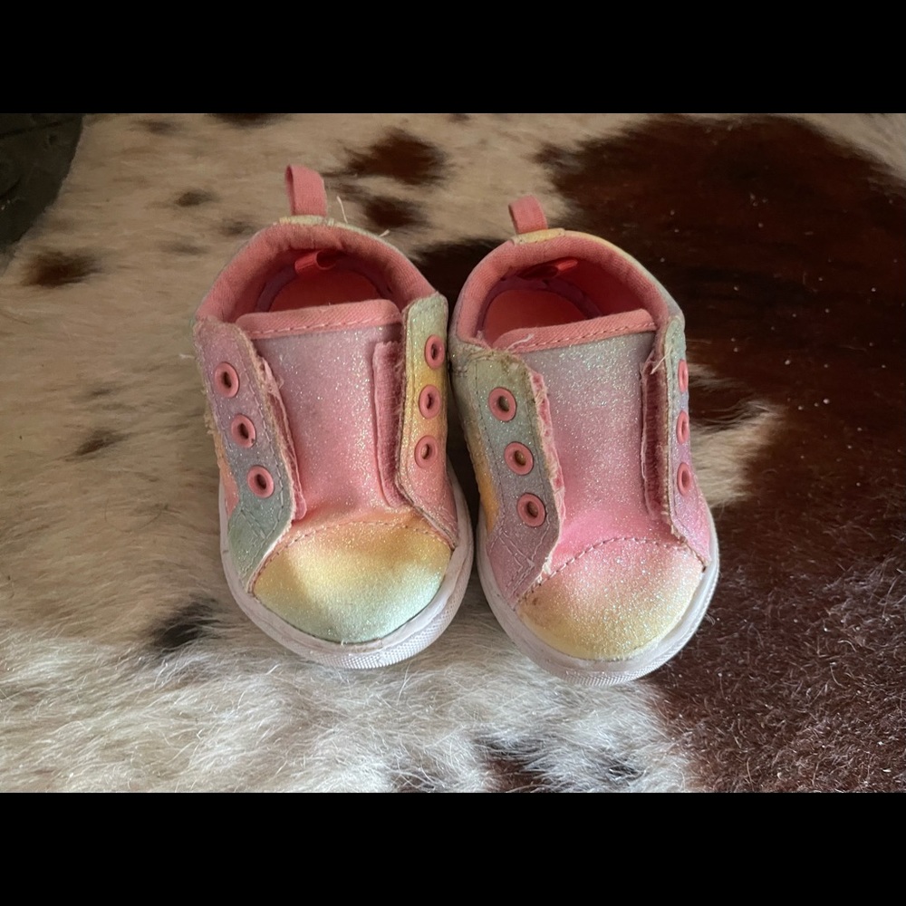 Cute shoes size 2